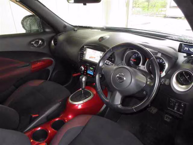 NISSAN JUKE