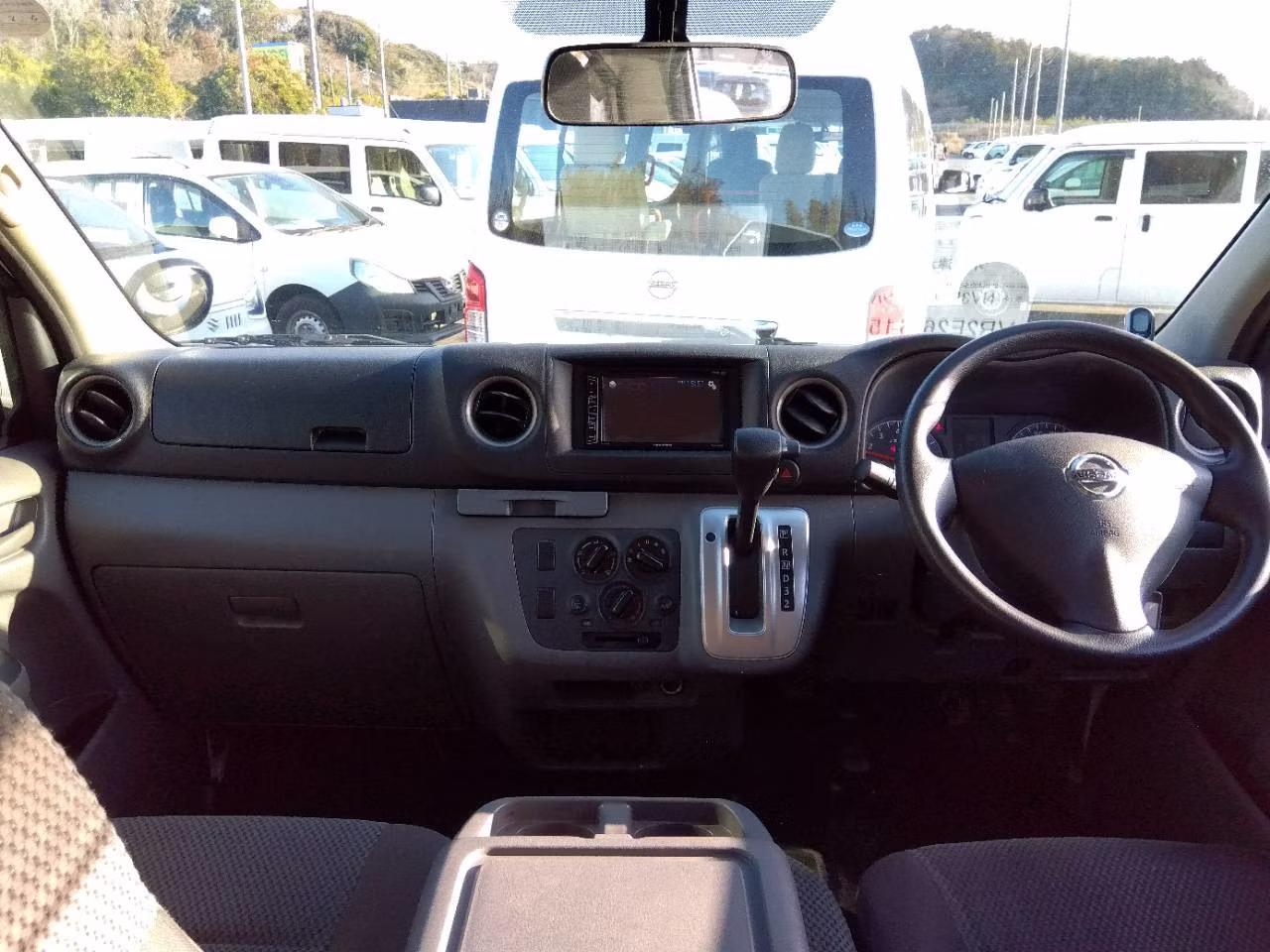 NISSAN NV350 CARAVAN