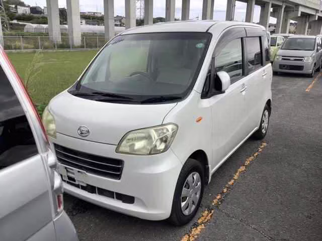 DAIHATSU TANTO EXE