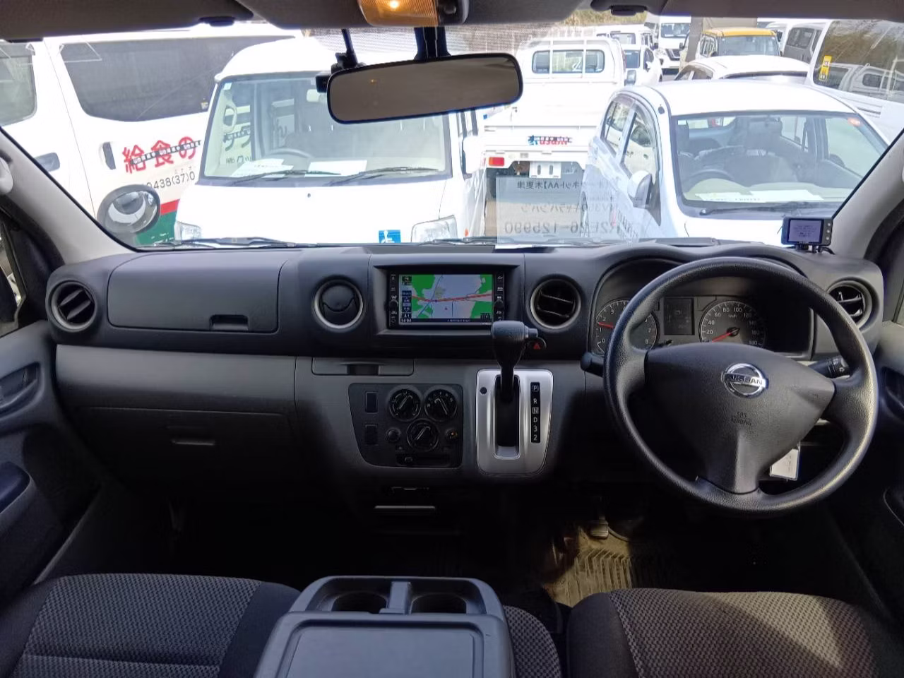 NISSAN NV350 CARAVAN