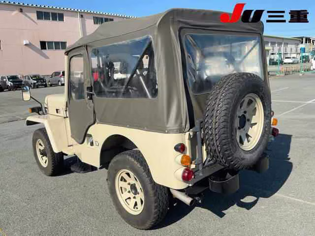 MITSUBISHI JEEP