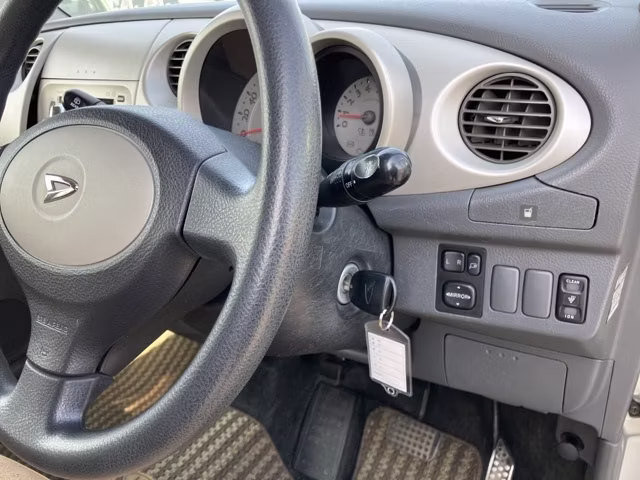 DAIHATSU MOVE LATTE