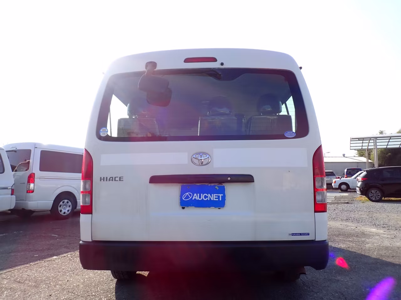 TOYOTA HIACE