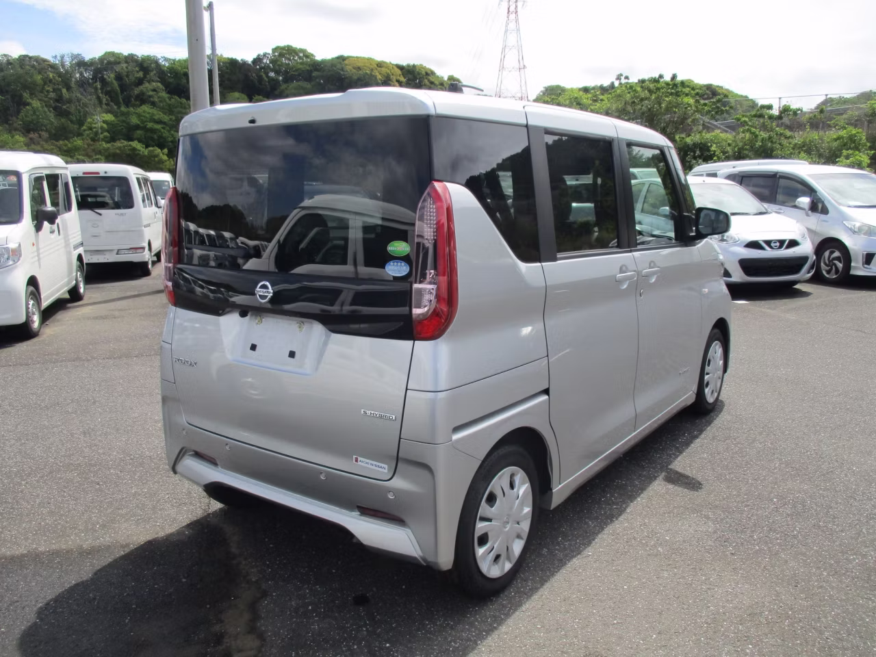 NISSAN ROOX
