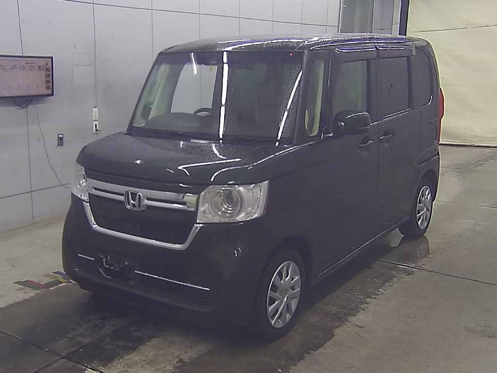 HONDA N-BOX