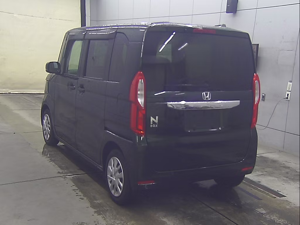 HONDA N-BOX