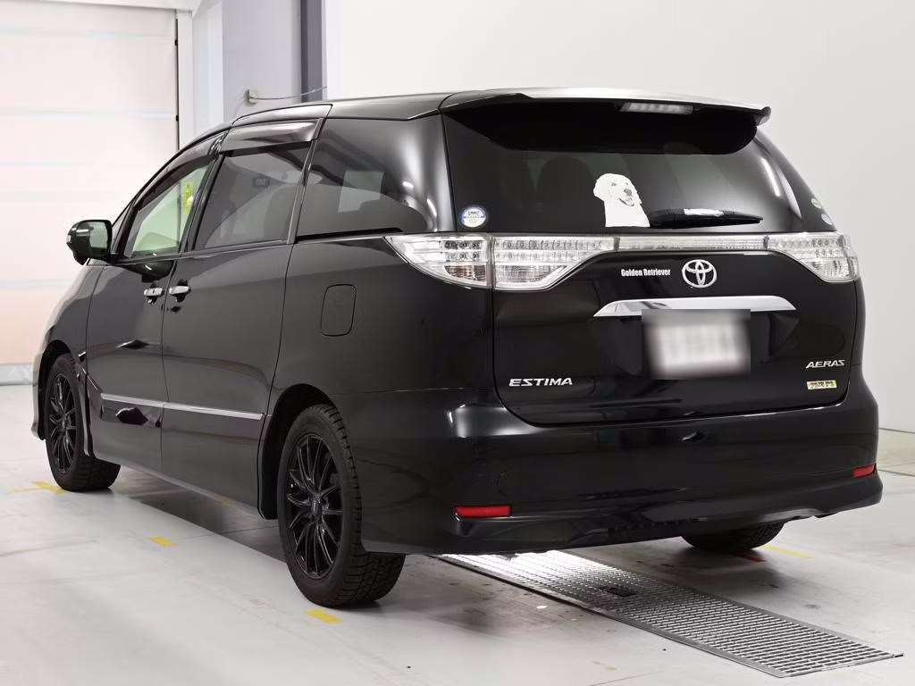 TOYOTA ESTIMA