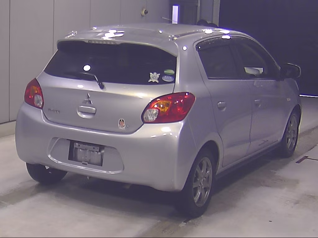 MITSUBISHI MIRAGE