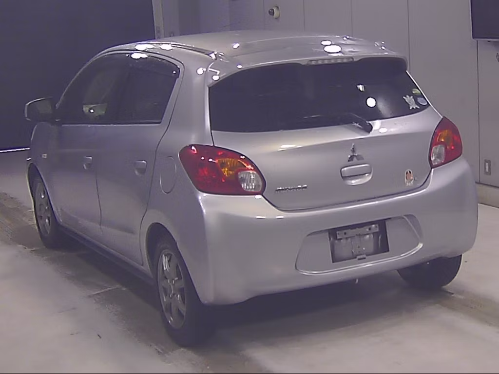 MITSUBISHI MIRAGE