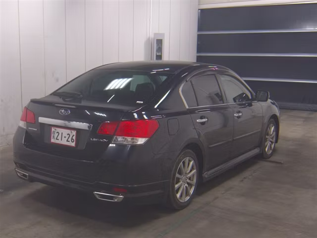 SUBARU LEGACY B4