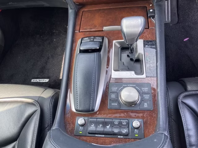 LEXUS LS600H