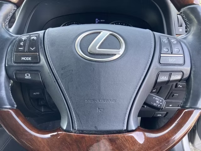LEXUS LS600H