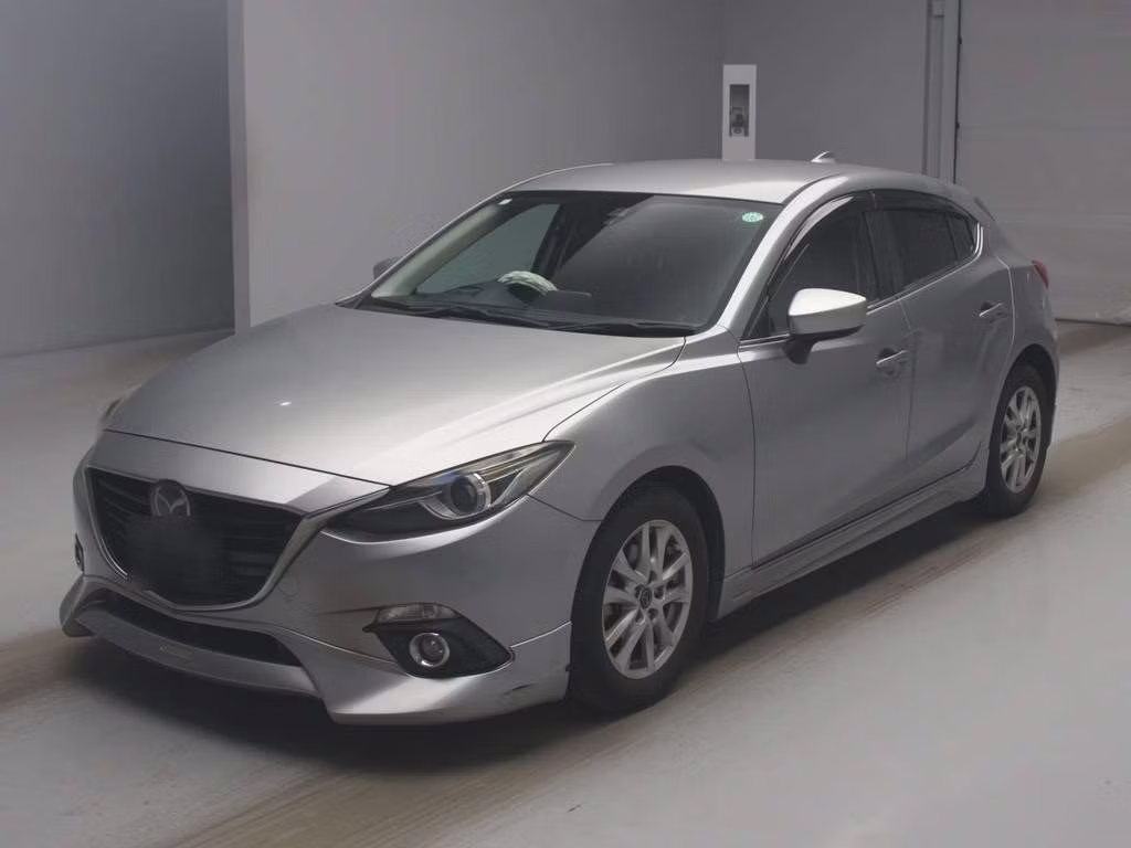 MAZDA AXELA