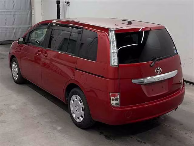 TOYOTA ISIS