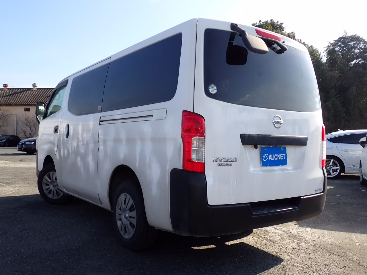 NISSAN NV350 CARAVAN