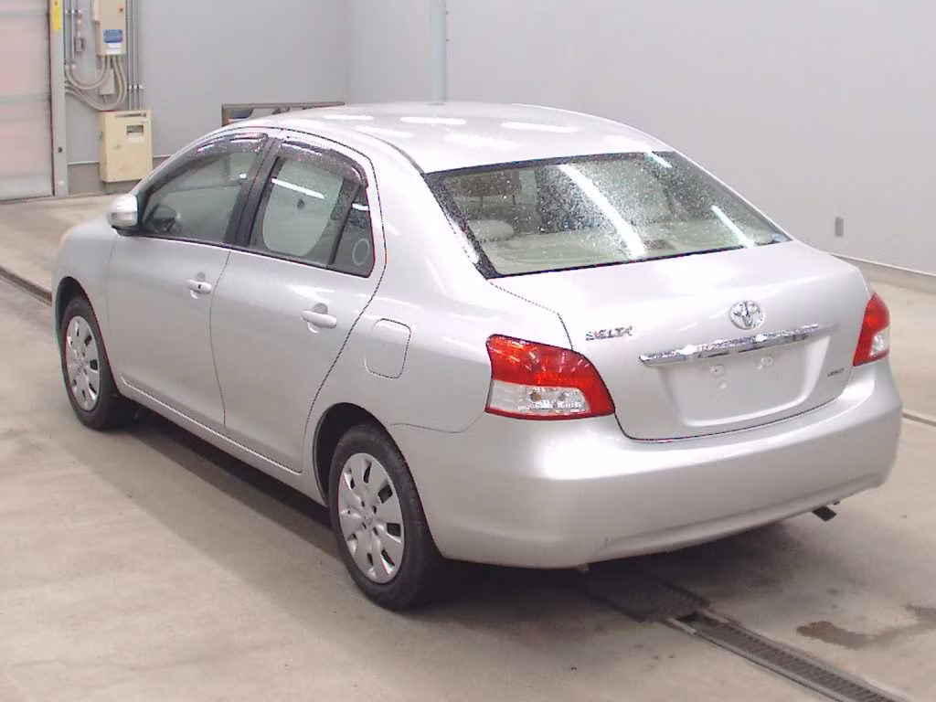 TOYOTA BELTA