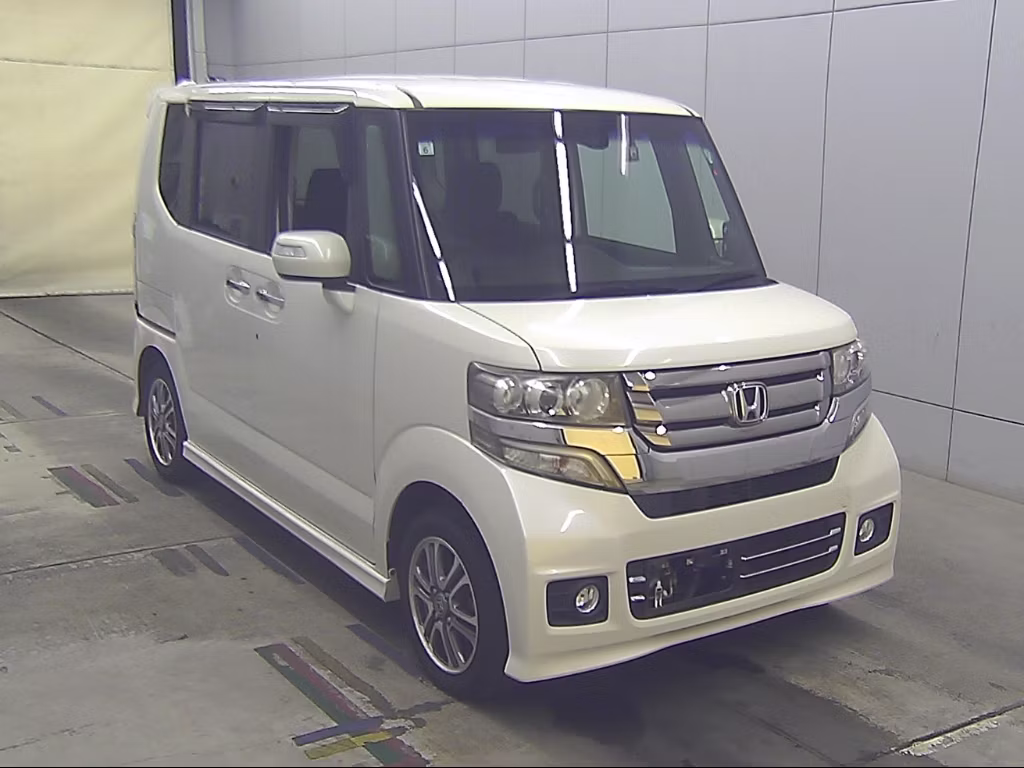 HONDA N-BOX