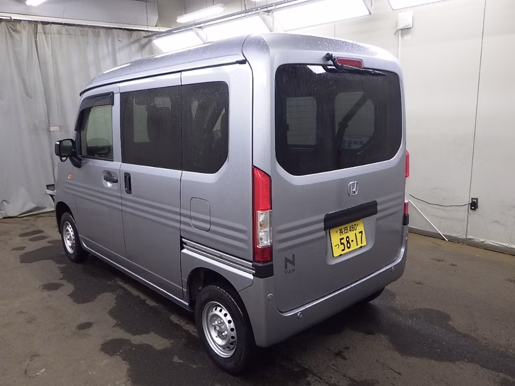 HONDA N-VAN