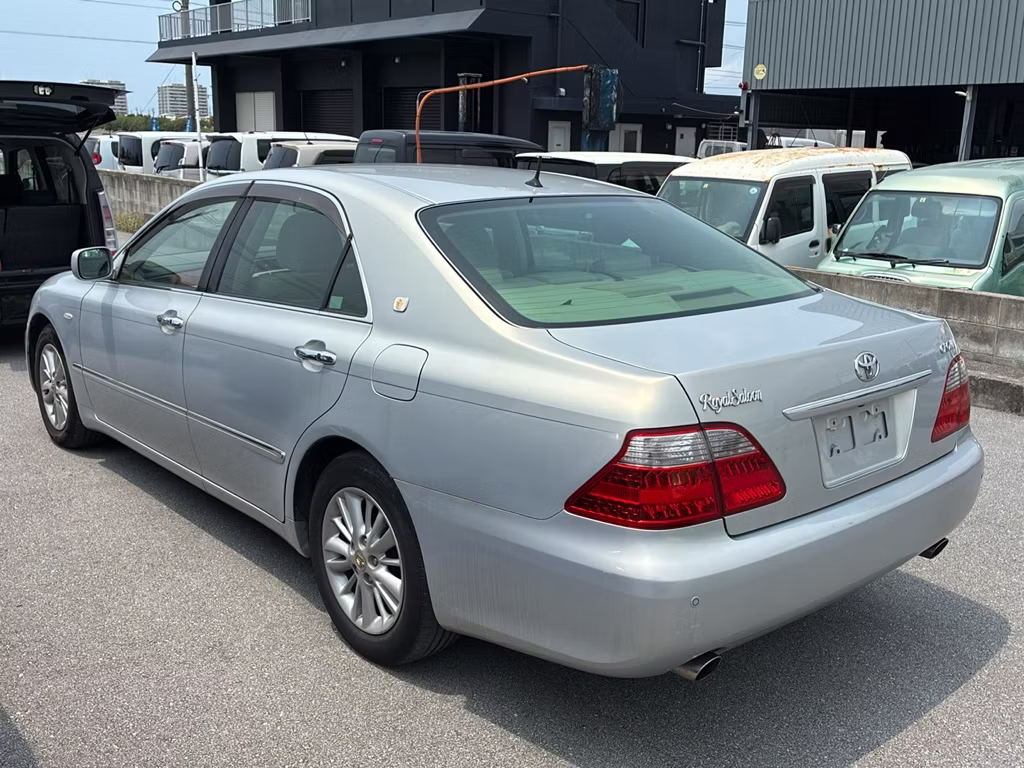 TOYOTA CROWN