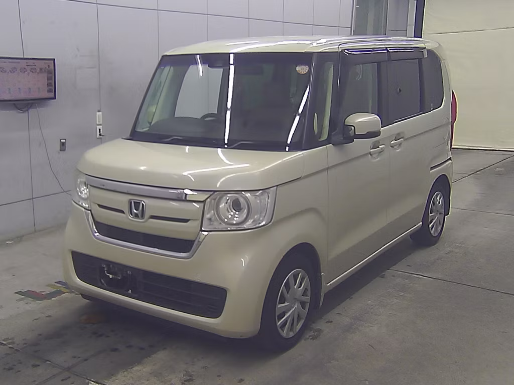 HONDA N-BOX