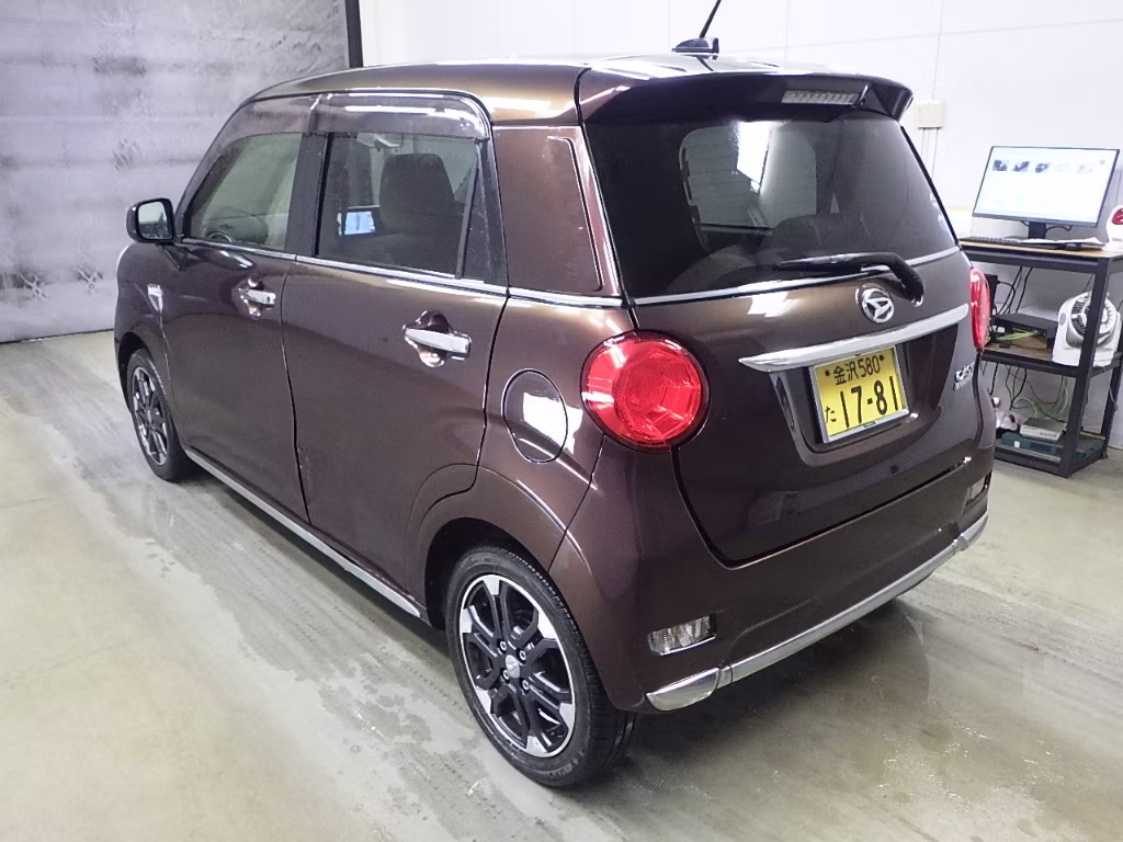 DAIHATSU CAST