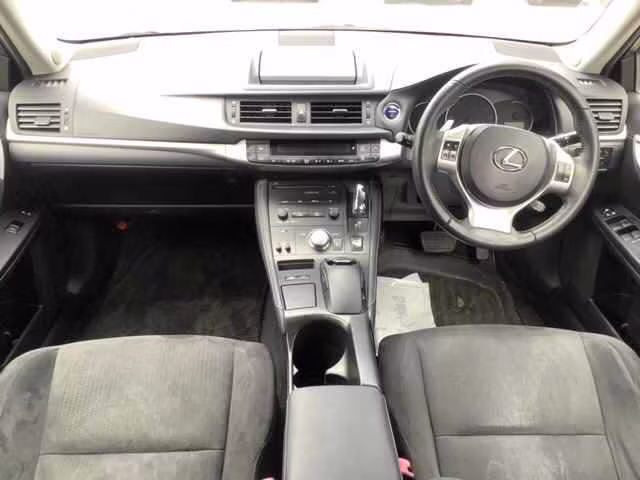 LEXUS CT200H