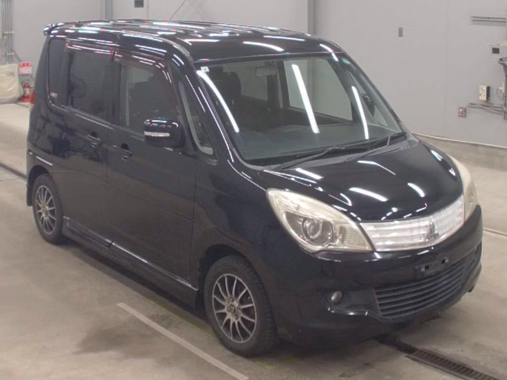 MITSUBISHI DELICA D:2