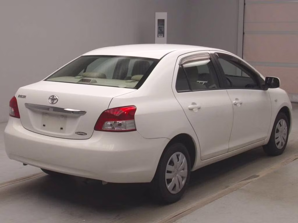 TOYOTA BELTA