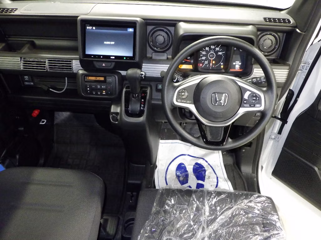 HONDA N-VAN