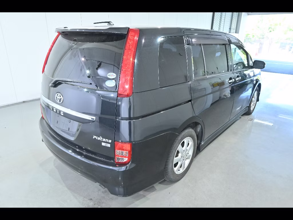 TOYOTA ISIS