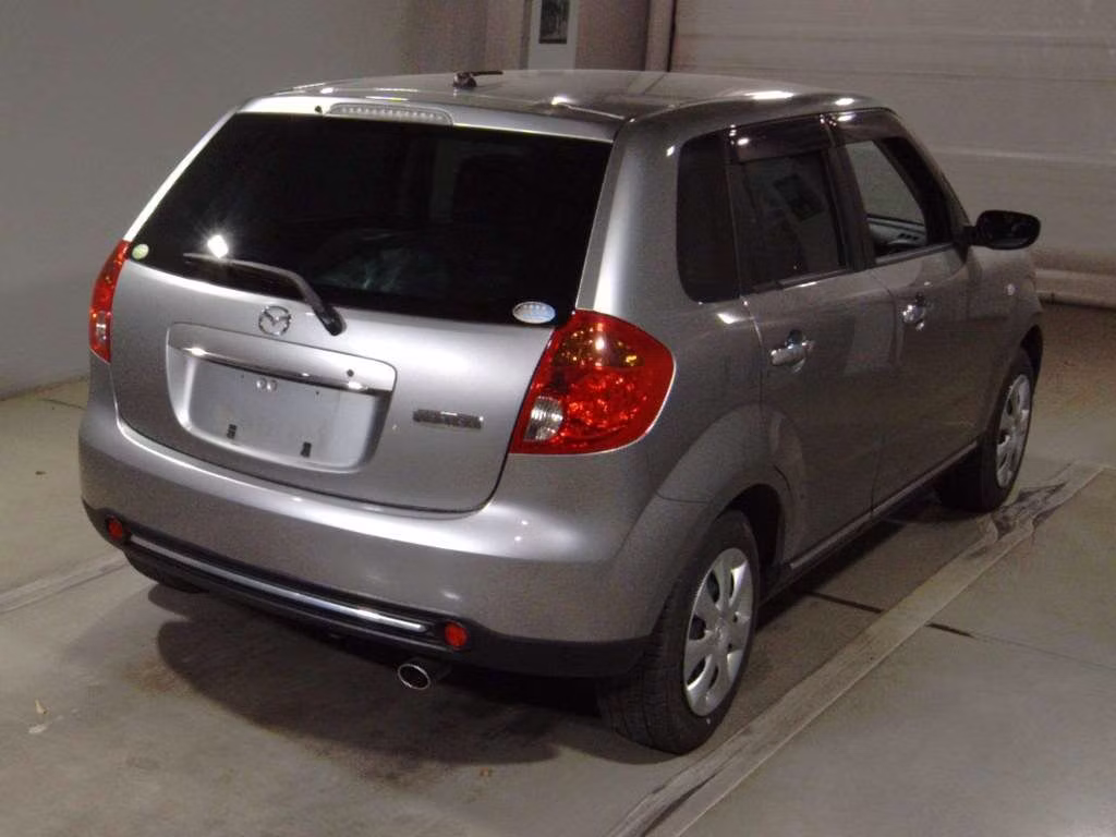 MAZDA VERISA