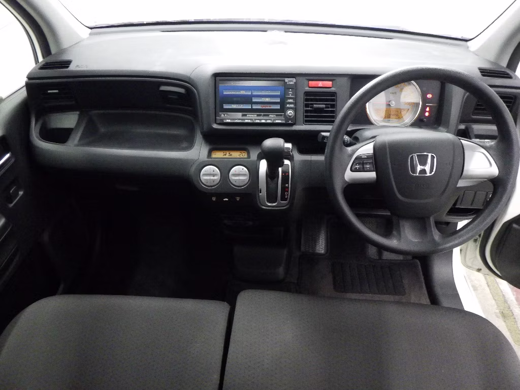 HONDA LIFE