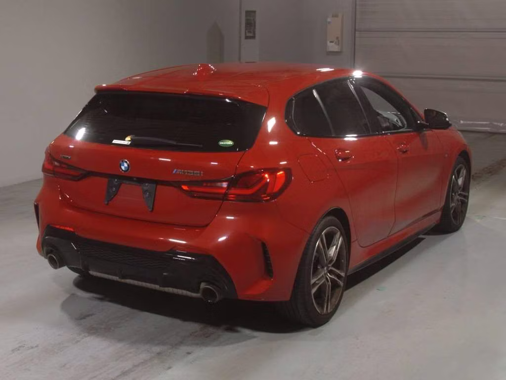 BMW 1-SERIES