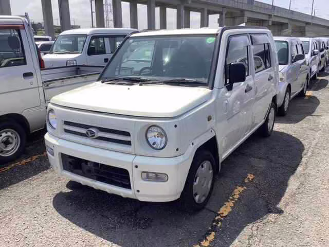 DAIHATSU NAKED