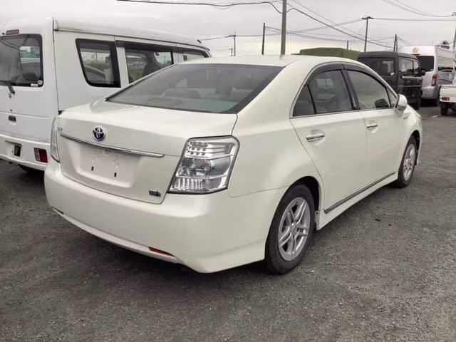 TOYOTA SAI