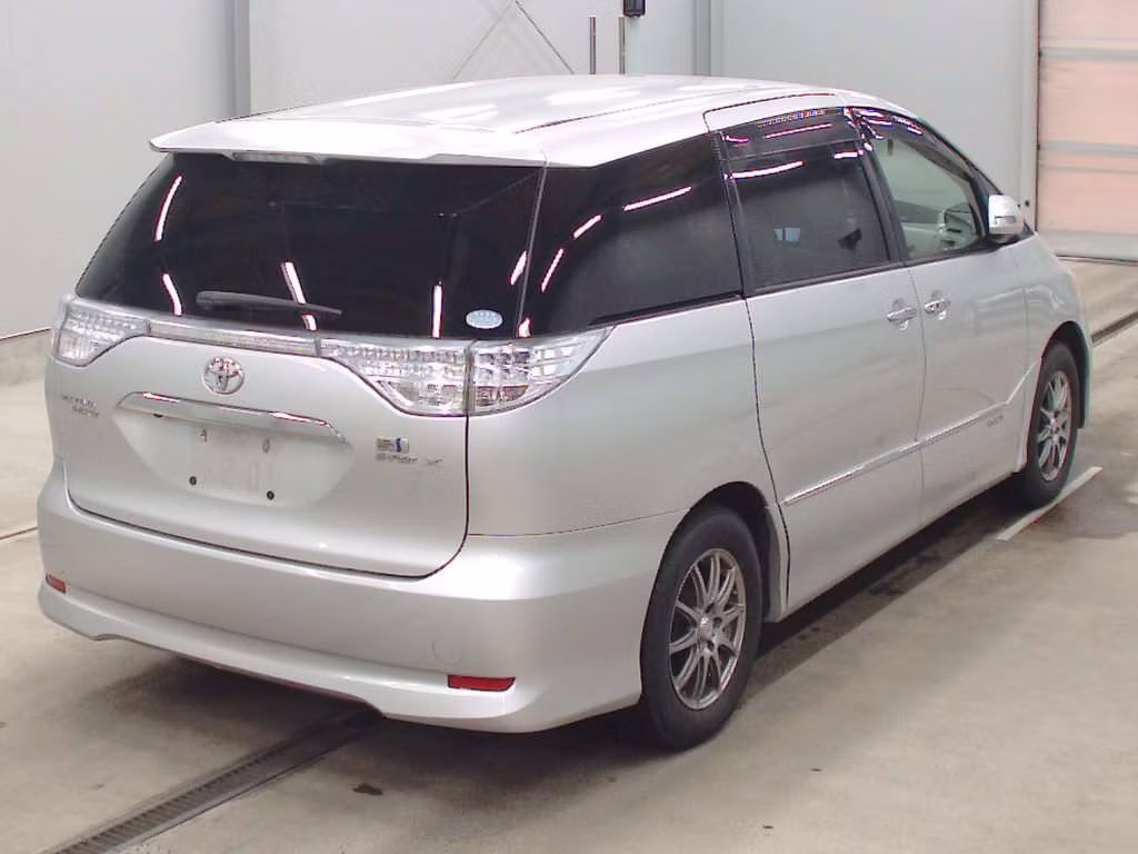 TOYOTA ESTIMA