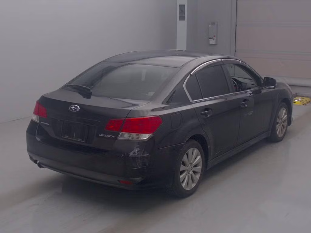SUBARU LEGACY B4