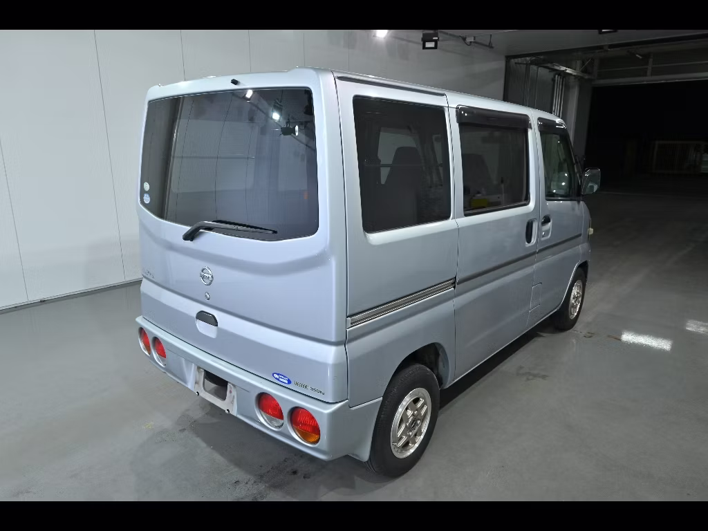 NISSAN CLIPPER