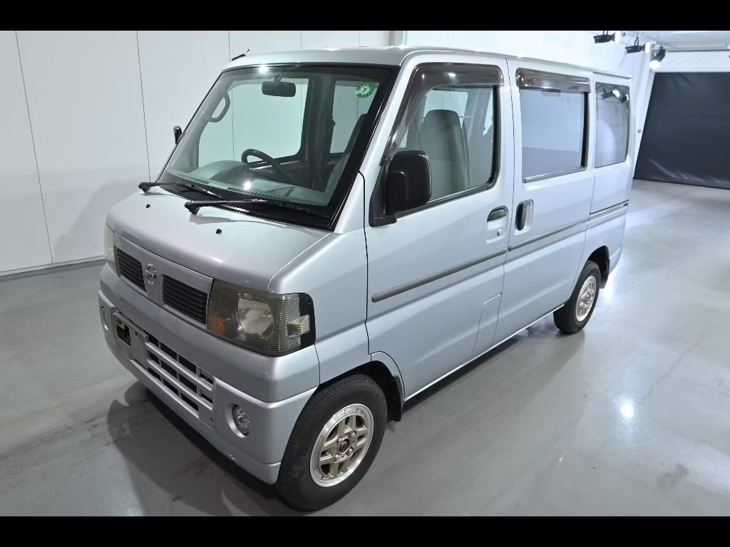 NISSAN CLIPPER