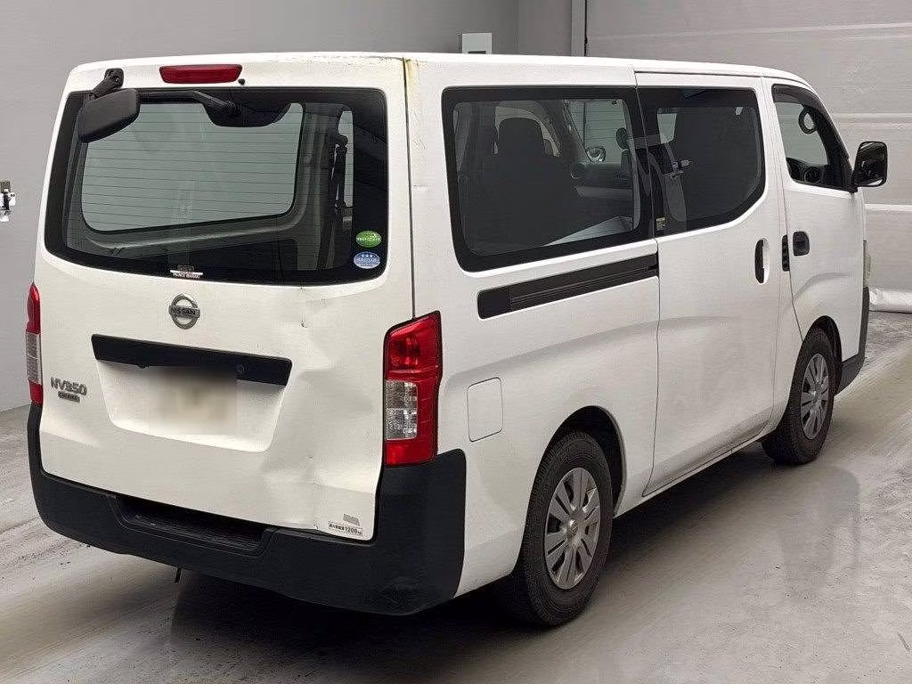 NISSAN NV350 CARAVAN