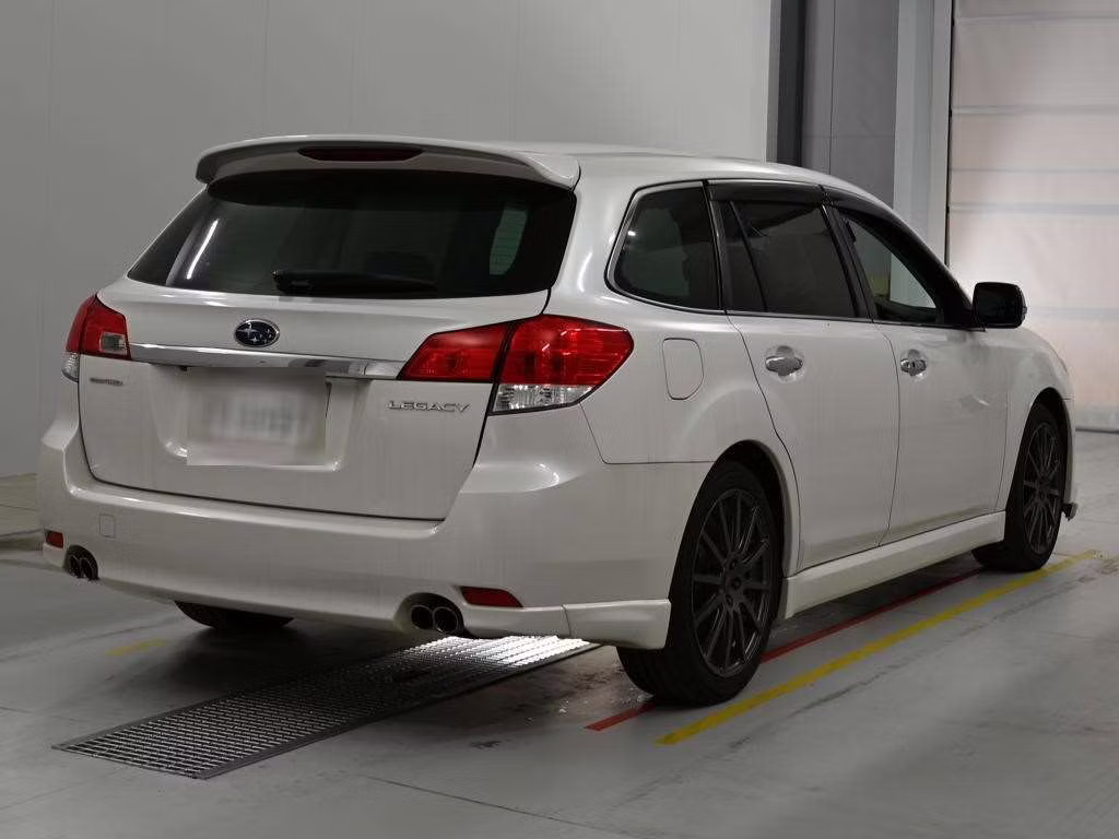 SUBARU LEGACY