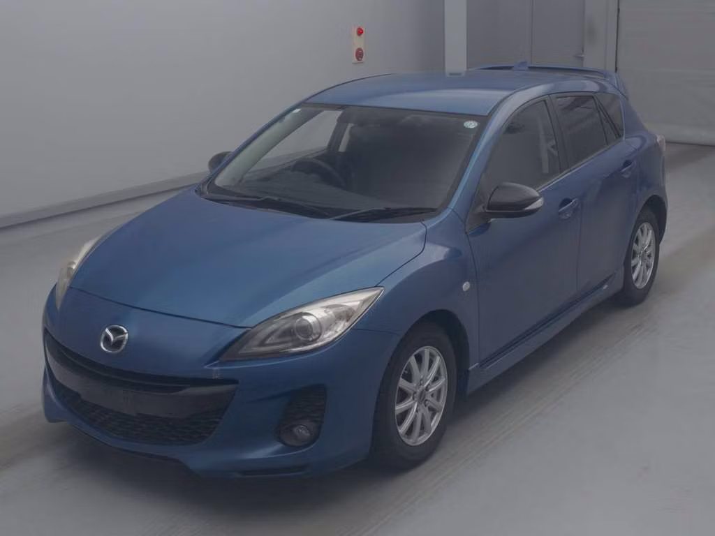 MAZDA AXELA