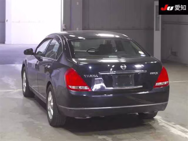 NISSAN TEANA