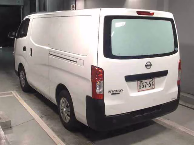 NISSAN NV350 CARAVAN