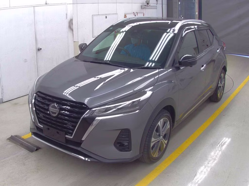 NISSAN KICKS