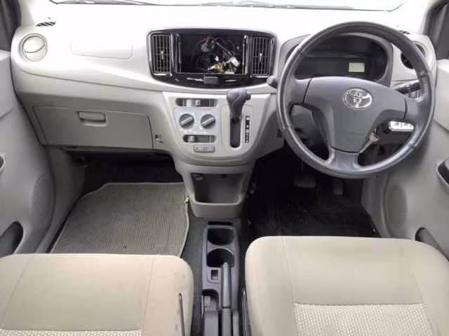 TOYOTA PIXIS EPOCH