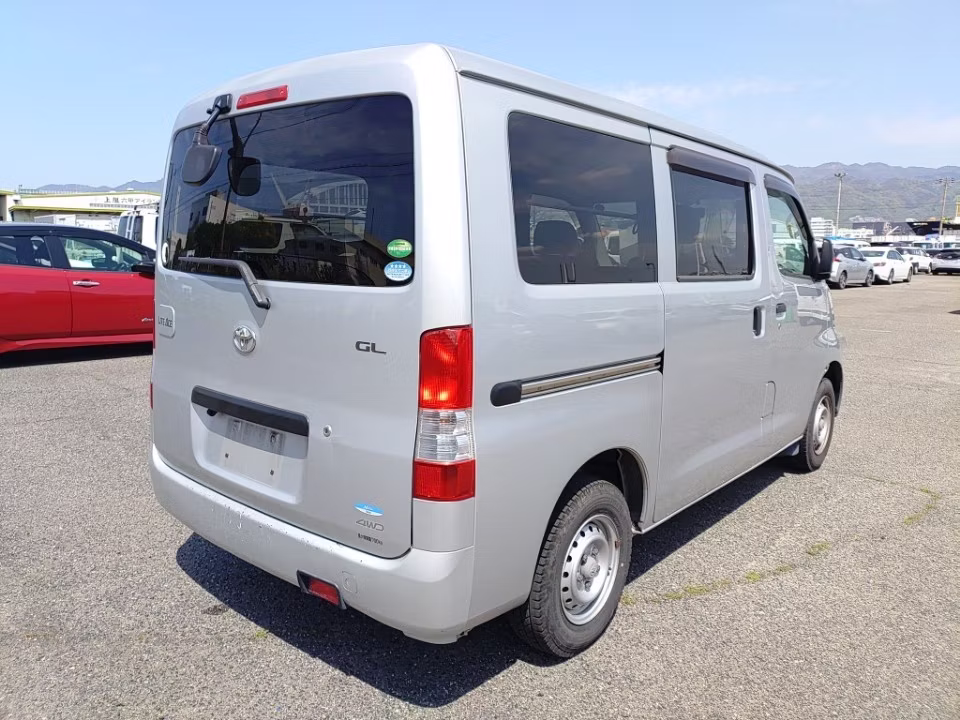 TOYOTA LITE ACE