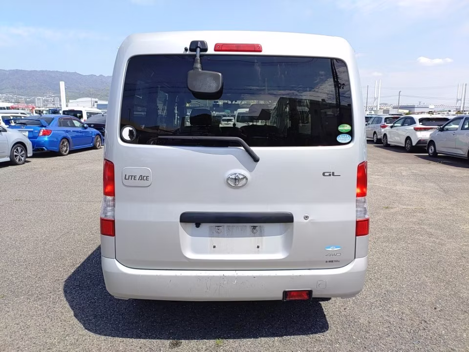 TOYOTA LITE ACE