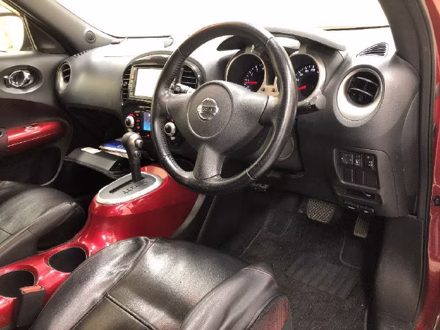NISSAN JUKE