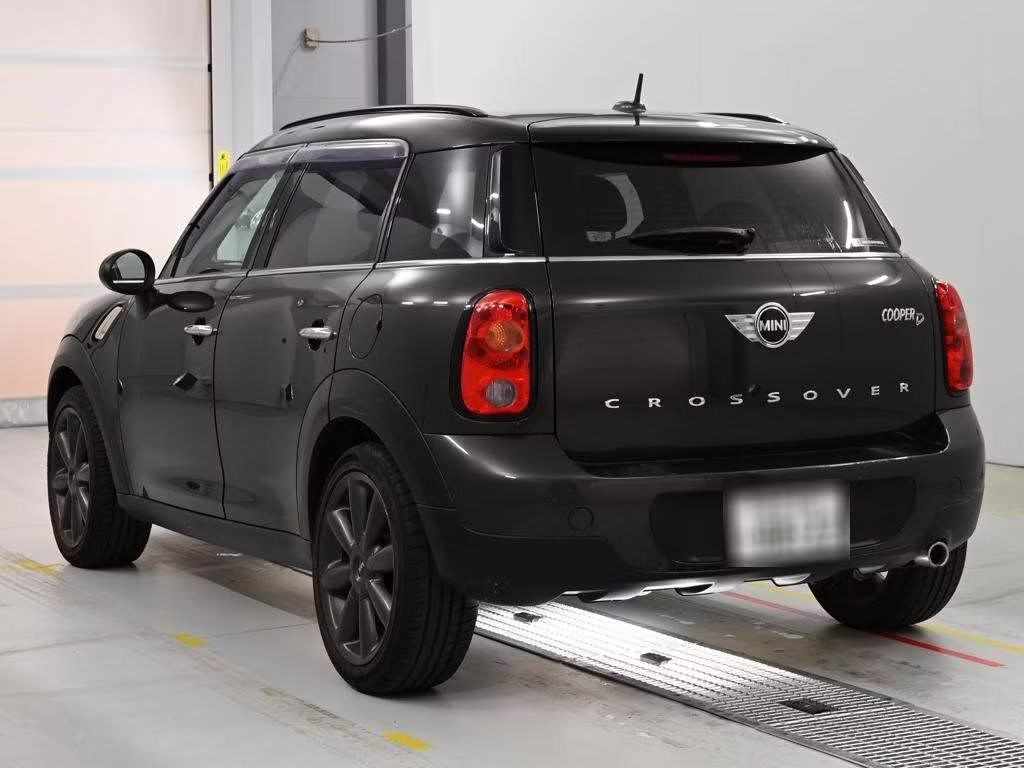 MINI CROSSOVER